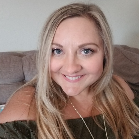 Meet your Posher, Merinda - Picture 1 of 1